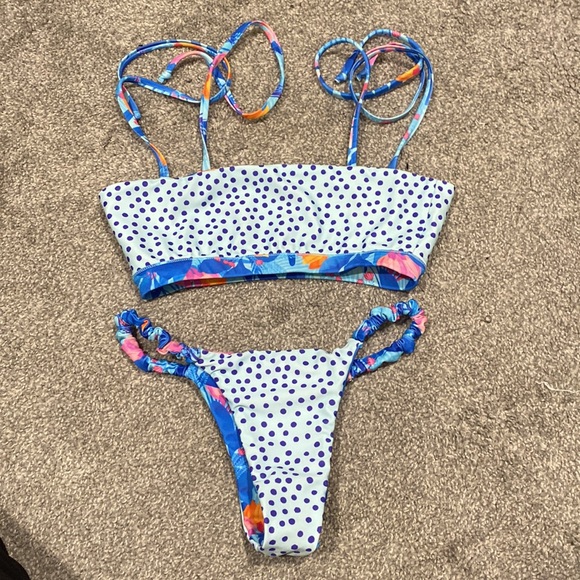 Moana Bikini Lounging Lemur Set - Picture 5 of 5